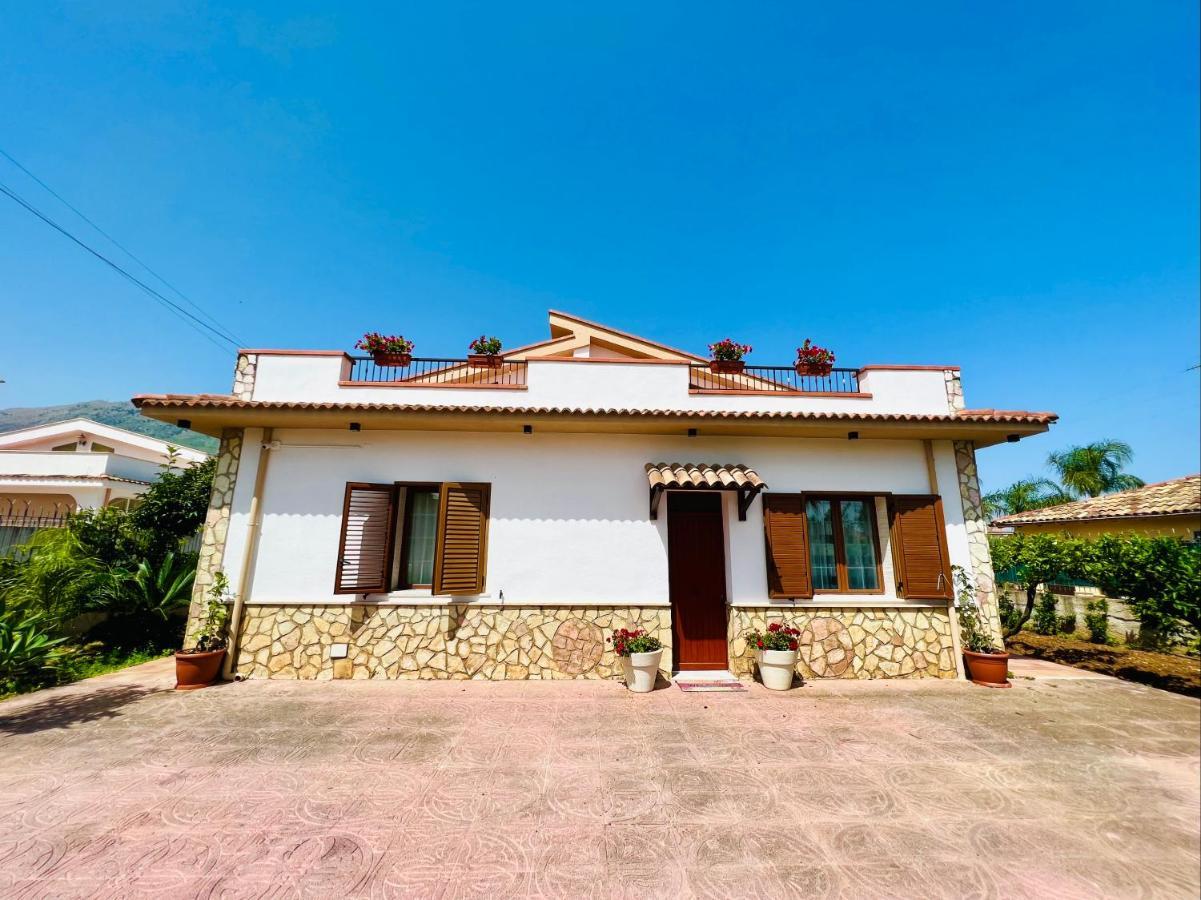 Villa Genova Carini Eksteriør bilde
