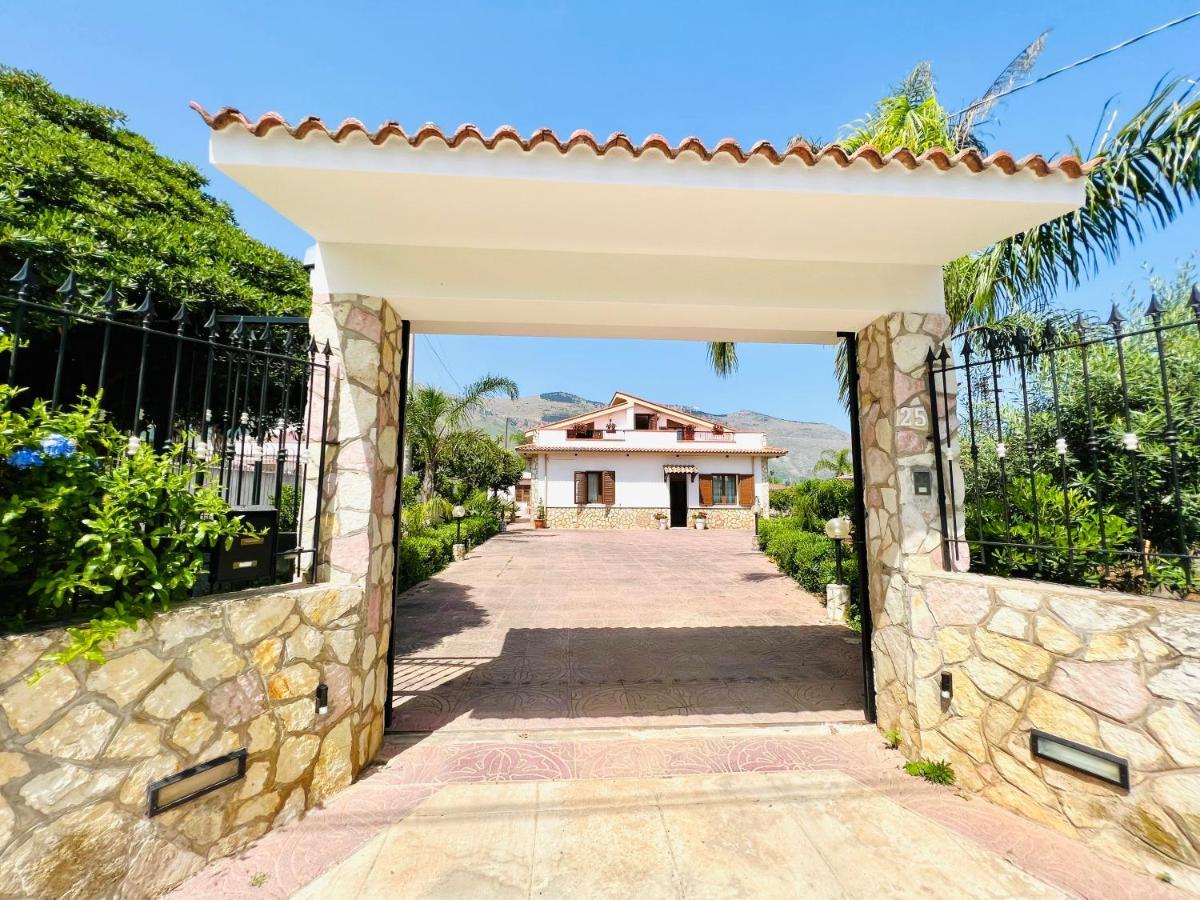 Villa Genova Carini Eksteriør bilde